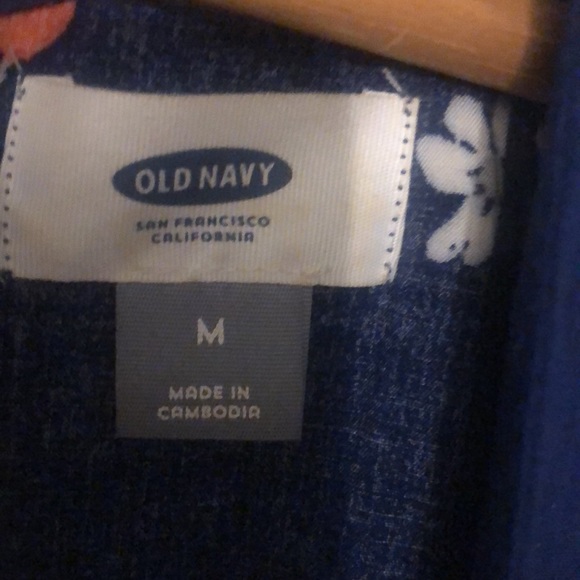 Old navy keyhole back dress scalloped front slightly really print for spring - Picture 2 of 3